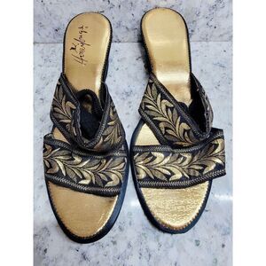 Honeybugs Sandals Strappy Black And Gold‎ Ornate Slip On 2" Heel Vintage